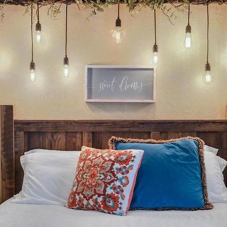 The Rustic Suite - Main Street Lodge In ברלין מראה חיצוני תמונה