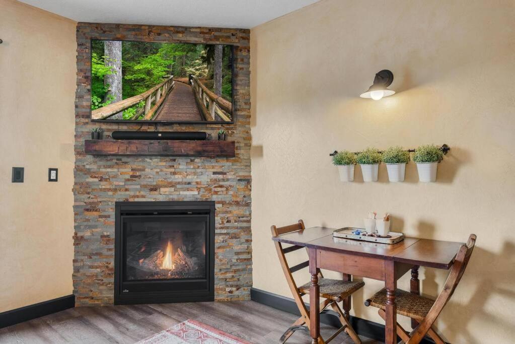 The Rustic Suite - Main Street Lodge In ברלין מראה חיצוני תמונה